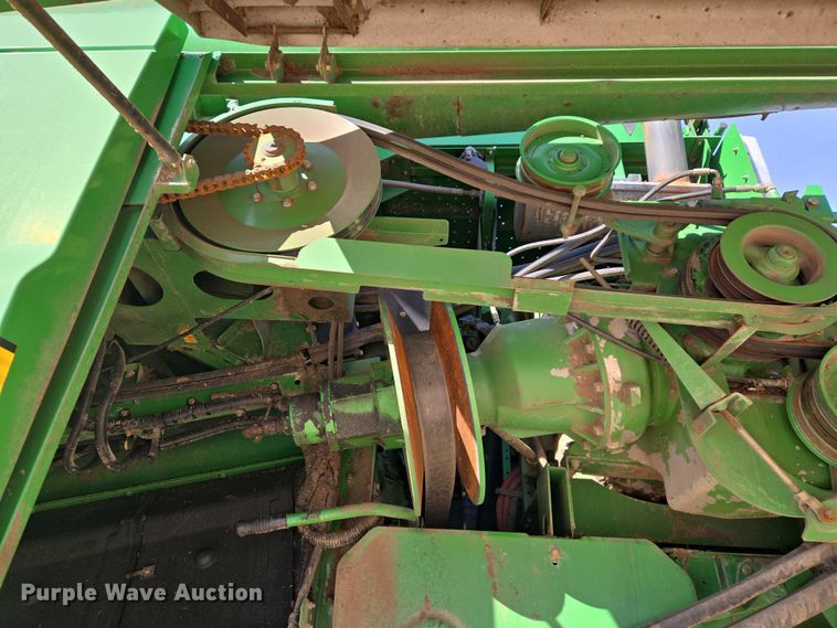 image for item ET5439 2008 John Deere 9770 STS combine