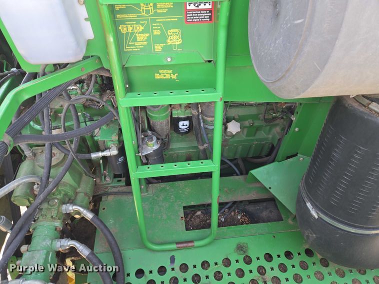 image for item ET5439 2008 John Deere 9770 STS combine
