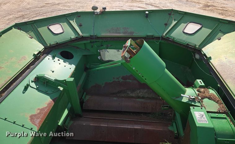 image for item ET5439 2008 John Deere 9770 STS combine