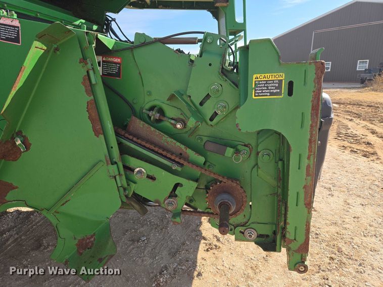 image for item ET5439 2008 John Deere 9770 STS combine