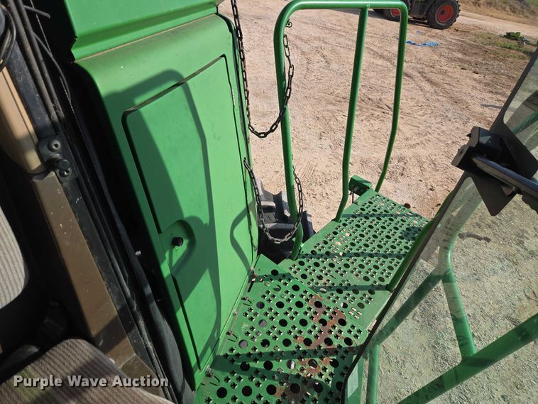 image for item ET5439 2008 John Deere 9770 STS combine