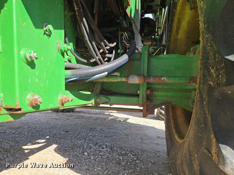 image for item ET5439 2008 John Deere 9770 STS combine