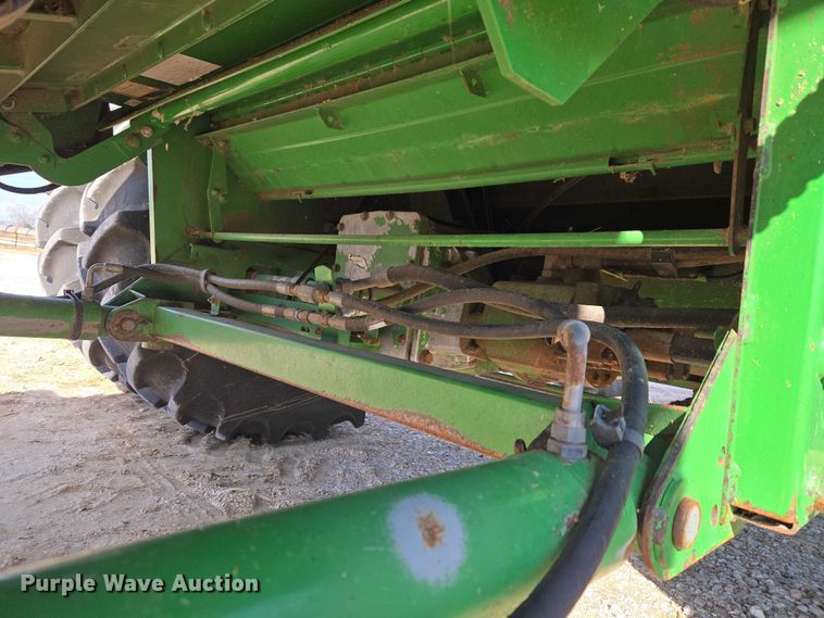 image for item ET5439 2008 John Deere 9770 STS combine