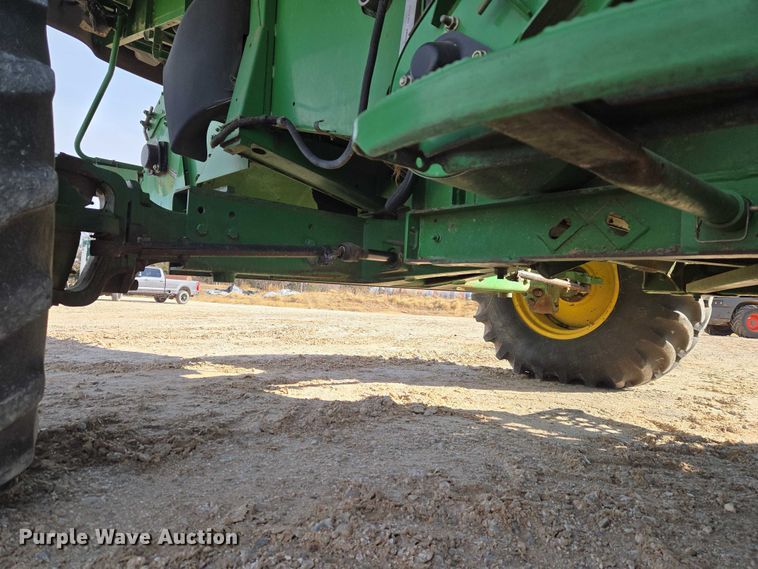 image for item ET5439 2008 John Deere 9770 STS combine