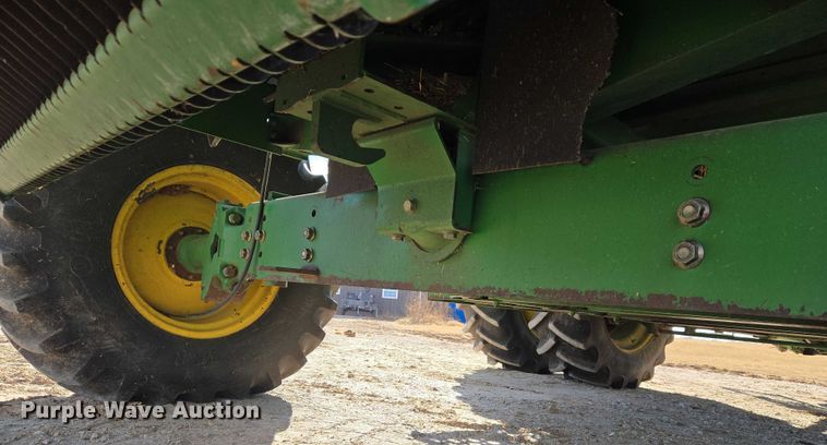 image for item ET5439 2008 John Deere 9770 STS combine