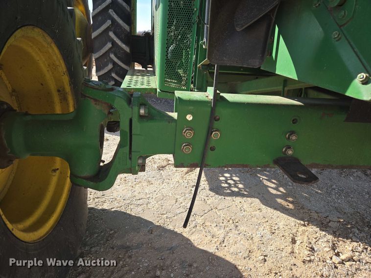 image for item ET5439 2008 John Deere 9770 STS combine