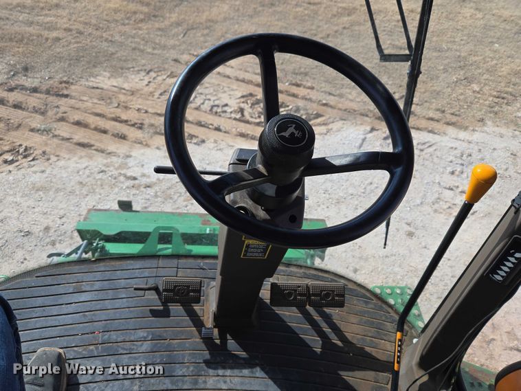 image for item ET5439 2008 John Deere 9770 STS combine