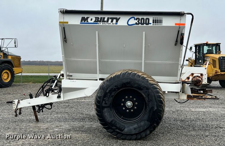 image for item ET6681 Dalton AG C300 spreader