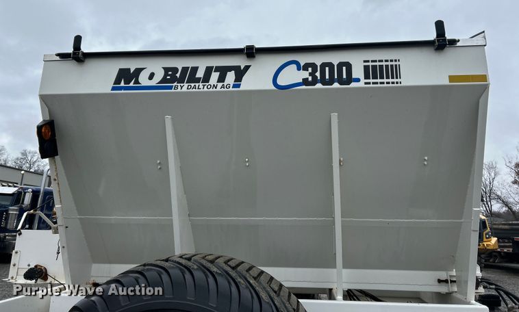 image for item ET6681 Dalton AG C300 spreader