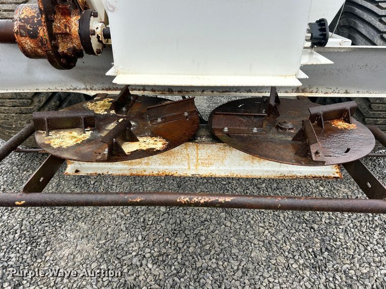 image for item ET6681 Dalton AG C300 spreader