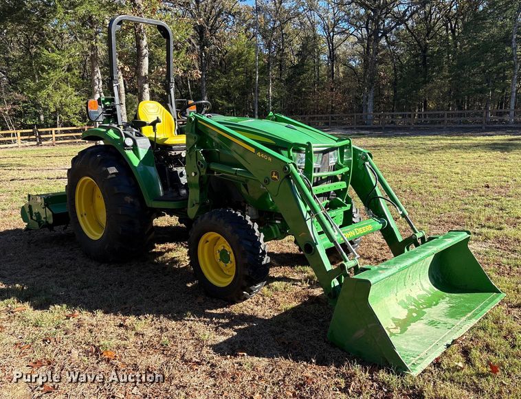 image for item ET7326 2020 John Deere 4044R MFWD tractor
