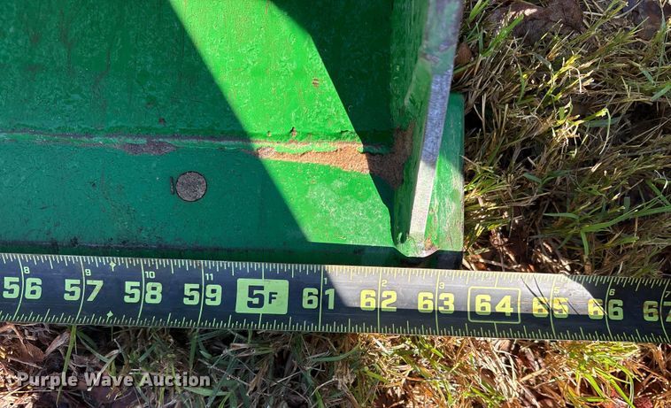 image for item ET7326 2020 John Deere 4044R MFWD tractor