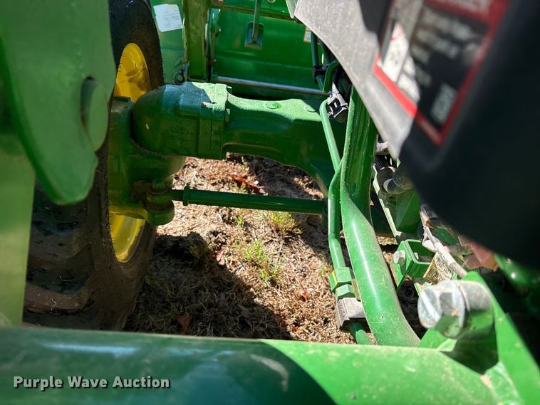 image for item ET7326 2020 John Deere 4044R MFWD tractor