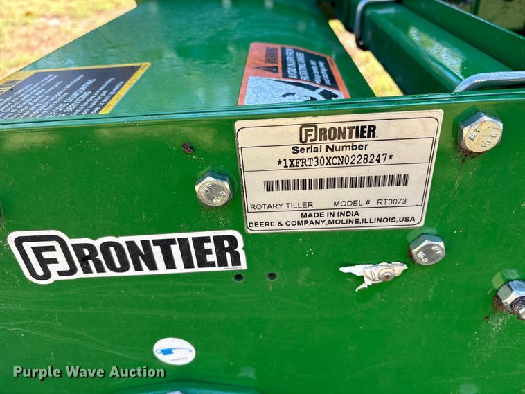 image for item ET7326 2020 John Deere 4044R MFWD tractor