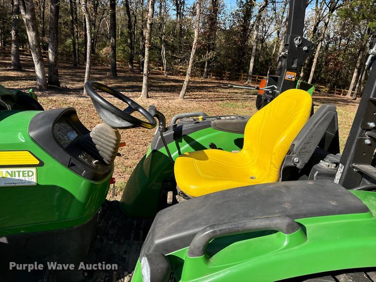 image for item ET7326 2020 John Deere 4044R MFWD tractor