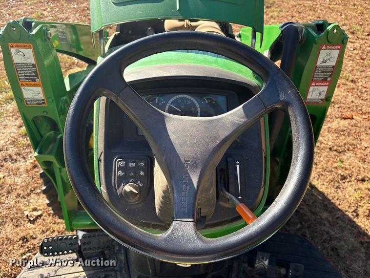 image for item ET7326 2020 John Deere 4044R MFWD tractor