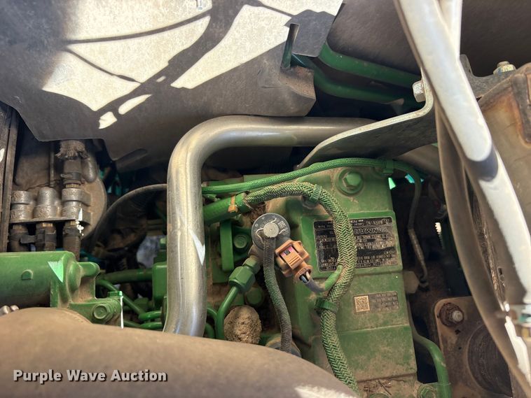 image for item ET7326 2020 John Deere 4044R MFWD tractor