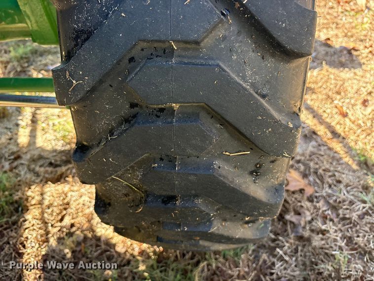 image for item ET7326 2020 John Deere 4044R MFWD tractor