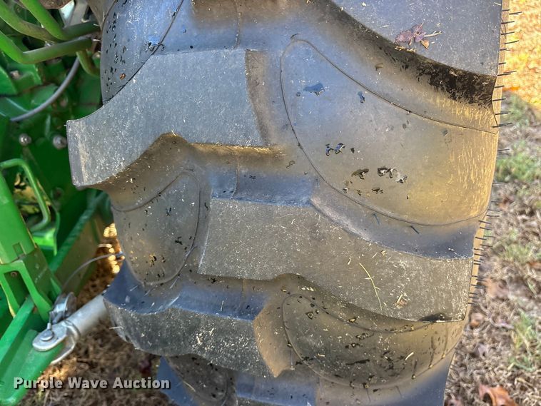 image for item ET7326 2020 John Deere 4044R MFWD tractor