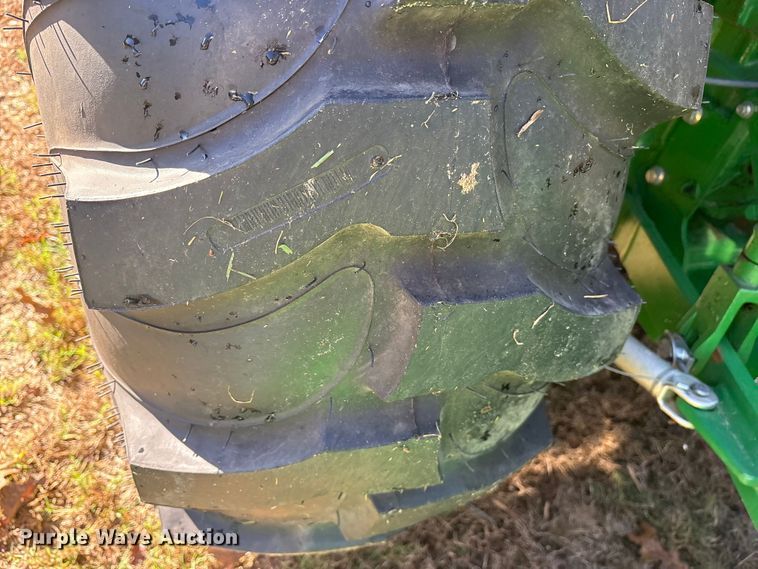 image for item ET7326 2020 John Deere 4044R MFWD tractor