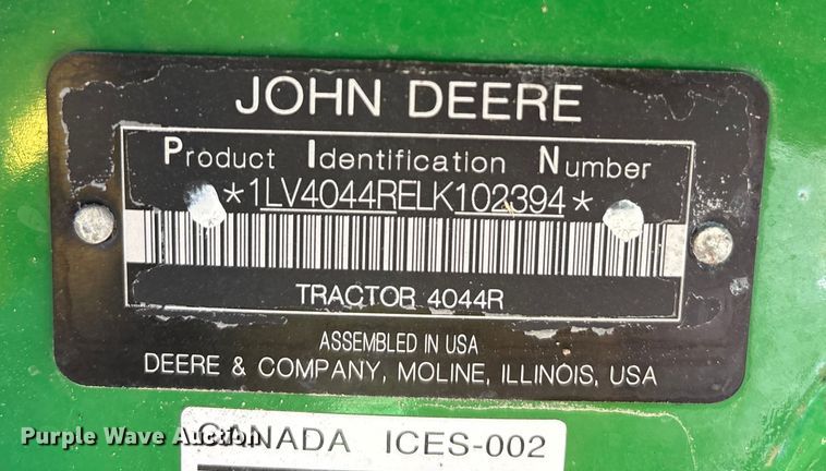 image for item ET7326 2020 John Deere 4044R MFWD tractor