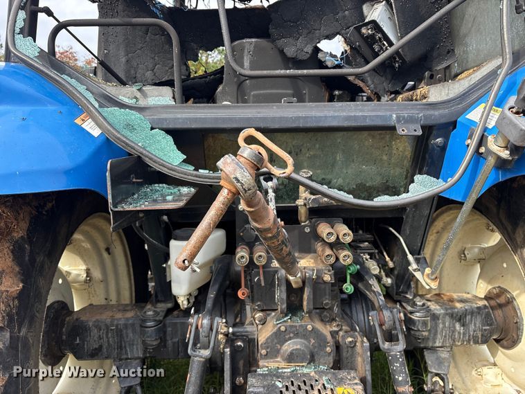 image for item ET7329 2012 New Holland T5060 MFWD tractor
