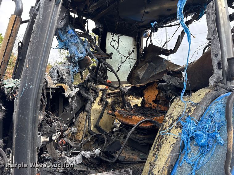 image for item ET7329 2012 New Holland T5060 MFWD tractor