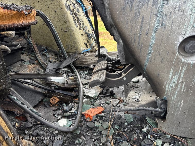 image for item ET7329 2012 New Holland T5060 MFWD tractor