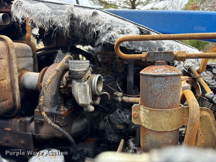 image for item ET7329 2012 New Holland T5060 MFWD tractor