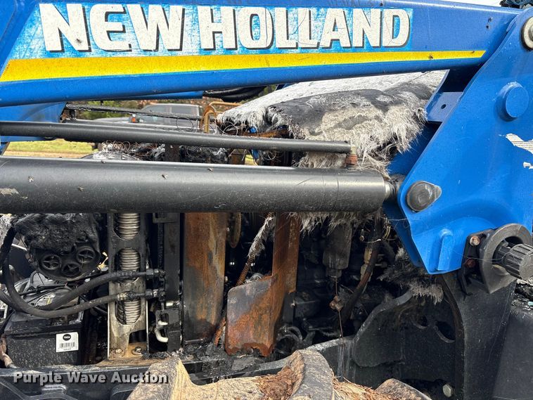 image for item ET7329 2012 New Holland T5060 MFWD tractor