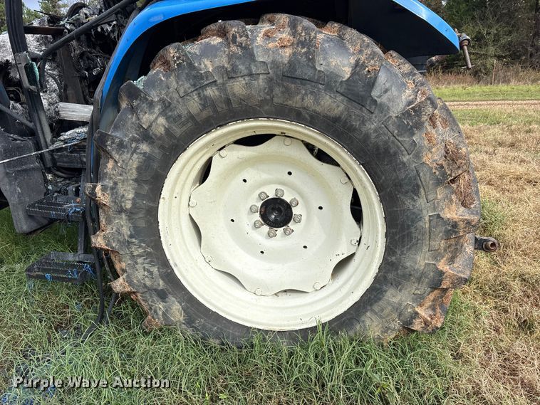 image for item ET7329 2012 New Holland T5060 MFWD tractor