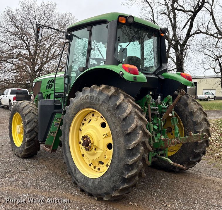 image for item ET7330 2014 John Deere 6140M MFWD tractor