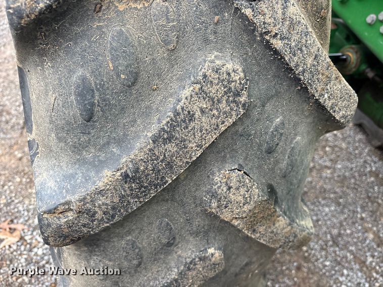 image for item ET7330 2014 John Deere 6140M MFWD tractor