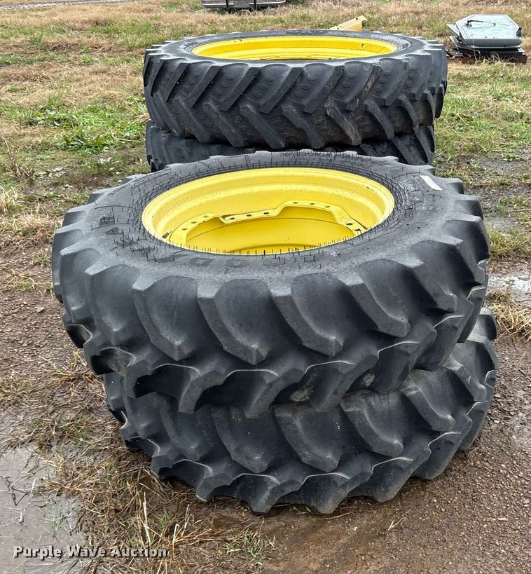 image for item ET7331 (4) tires and wheels