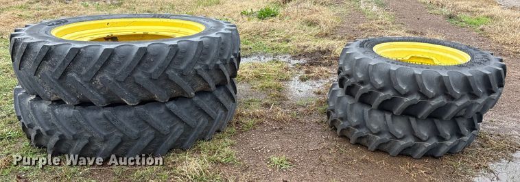 image for item ET7331 (4) tires and wheels