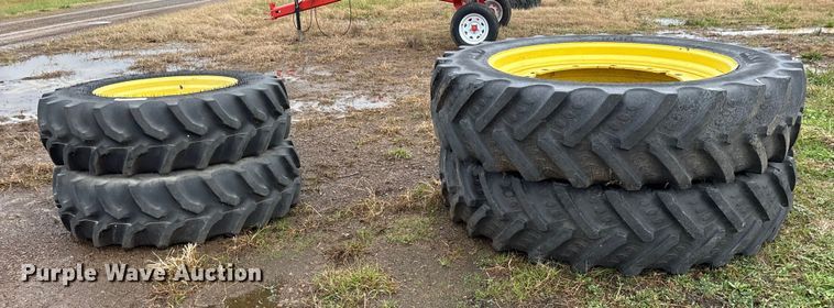 image for item ET7331 (4) tires and wheels