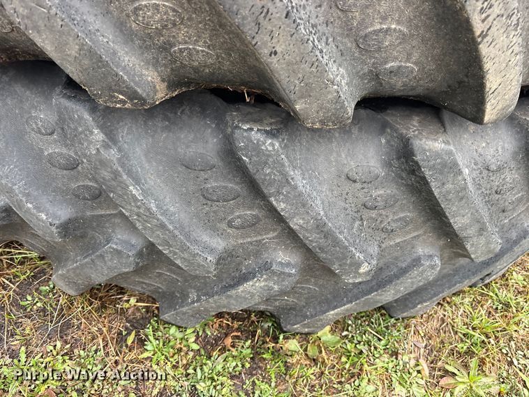 image for item ET7331 (4) tires and wheels