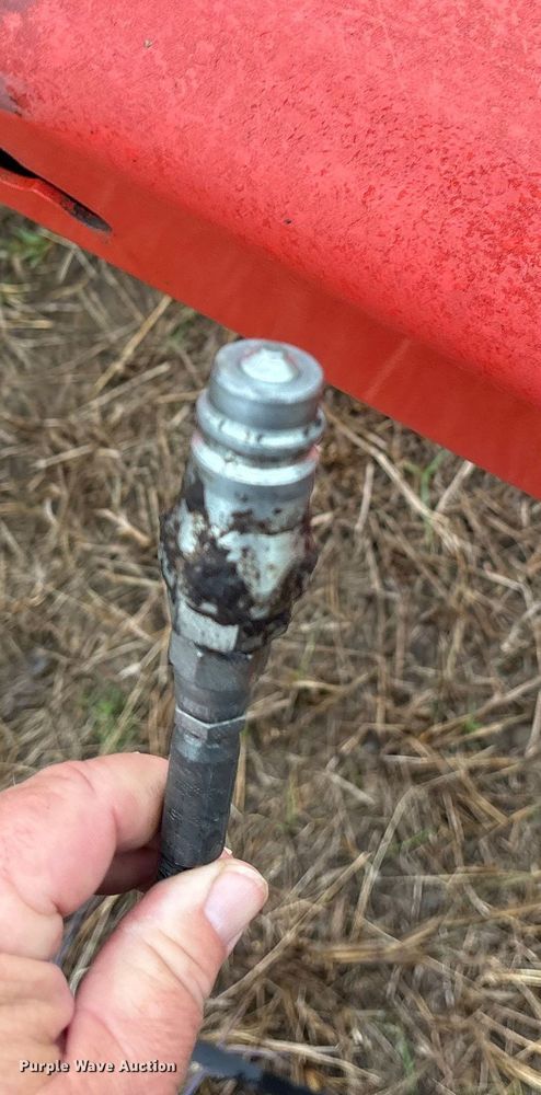 image for item ET7332 Kuhn SR 112 GII hay rake