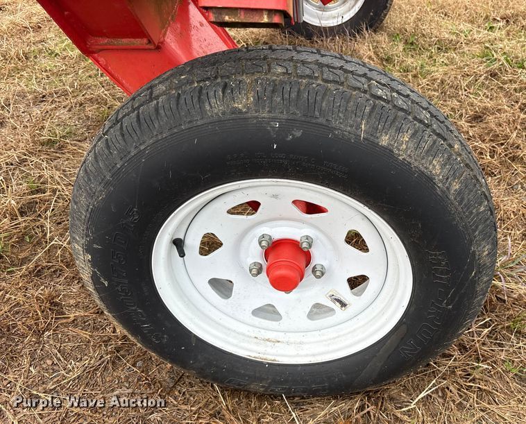 image for item ET7332 Kuhn SR 112 GII hay rake