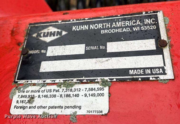 image for item ET7332 Kuhn SR 112 GII hay rake