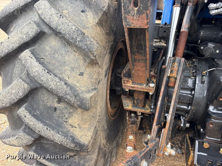 image for item ET7353 2015 New Holland TS6.120 MFWD tractor