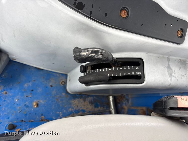 image for item ET7353 2015 New Holland TS6.120 MFWD tractor