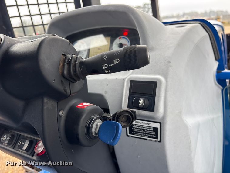 image for item ET7353 2015 New Holland TS6.120 MFWD tractor