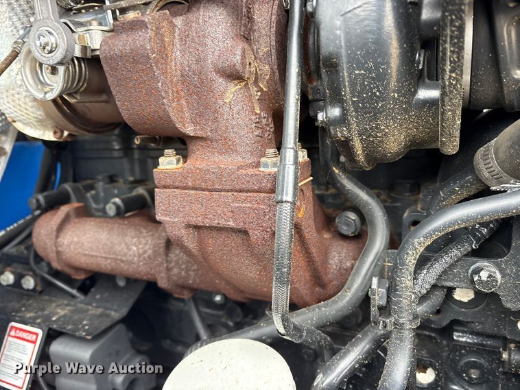 image for item ET7353 2015 New Holland TS6.120 MFWD tractor