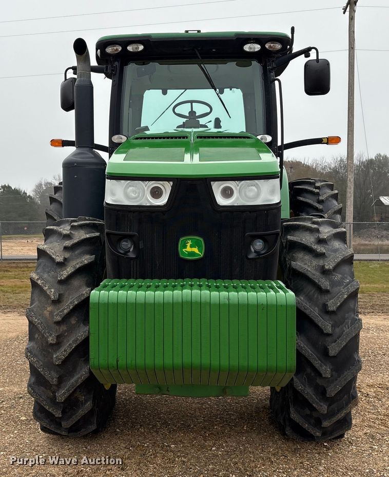 image for item ET7354 2011 John Deere 8335R MFWD tractor