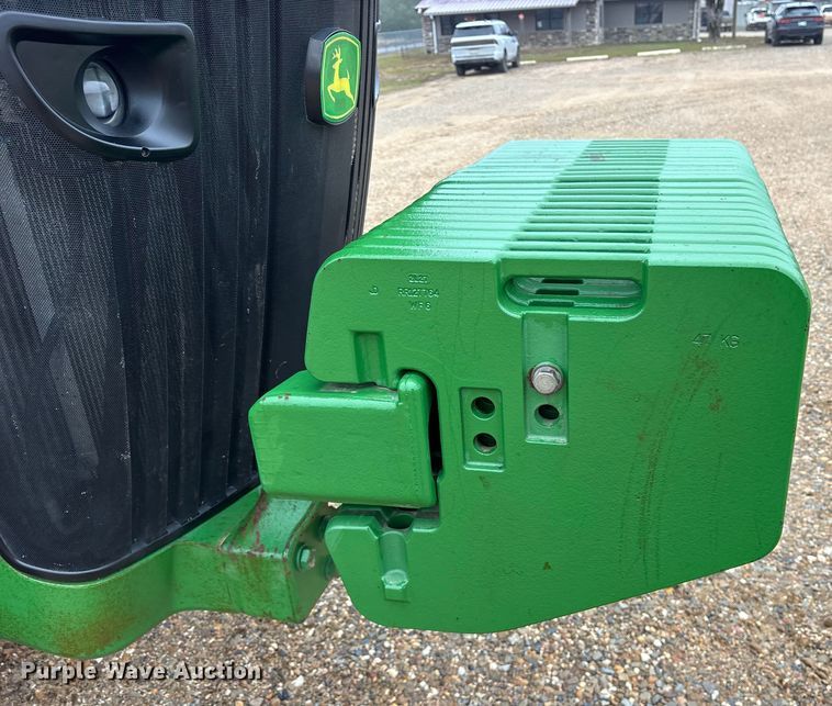 image for item ET7354 2011 John Deere 8335R MFWD tractor