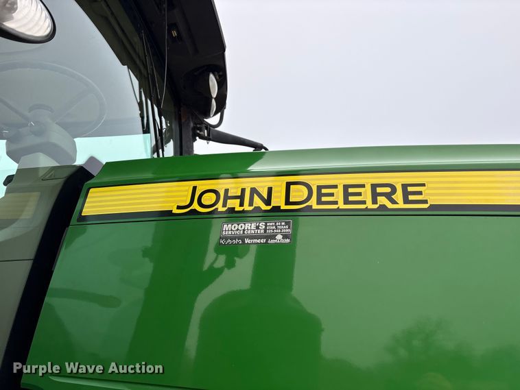 image for item ET7354 2011 John Deere 8335R MFWD tractor