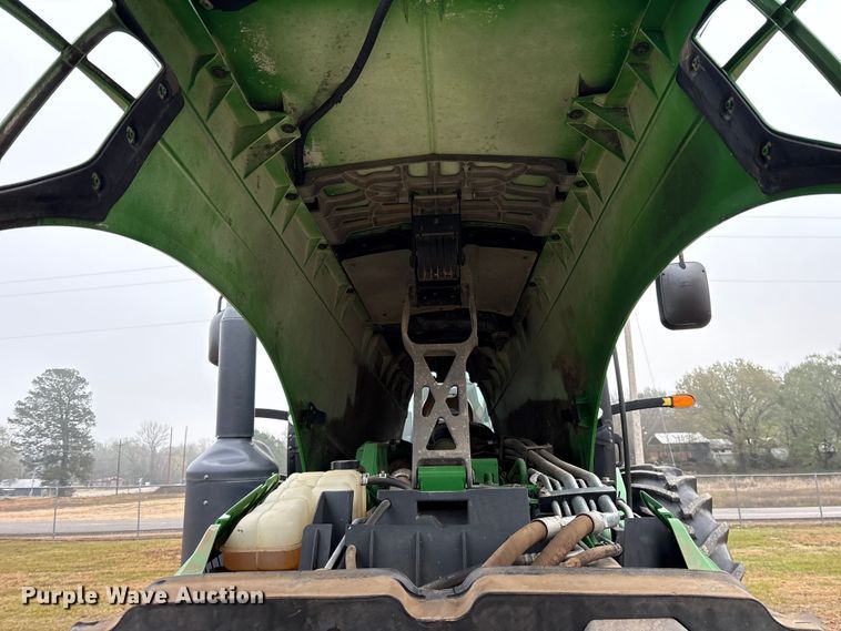 image for item ET7354 2011 John Deere 8335R MFWD tractor