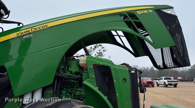 image for item ET7354 2011 John Deere 8335R MFWD tractor