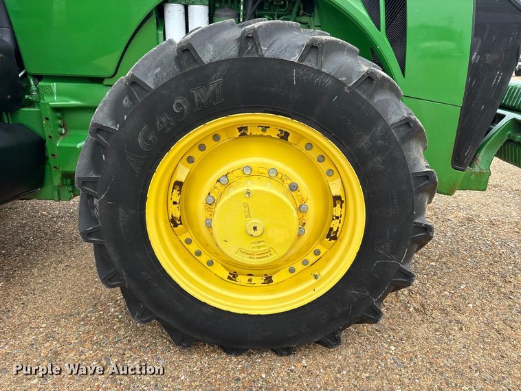 image for item ET7354 2011 John Deere 8335R MFWD tractor